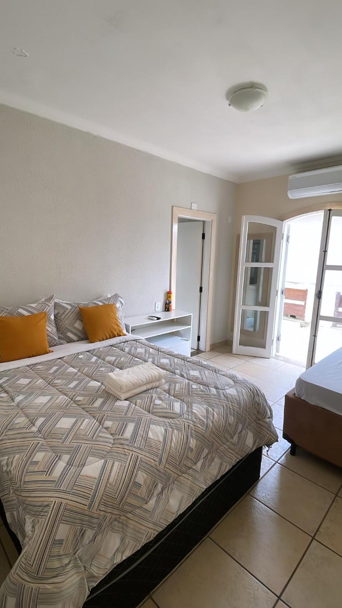 Blue Hale Hotel Гуаружа Екстериор снимка
